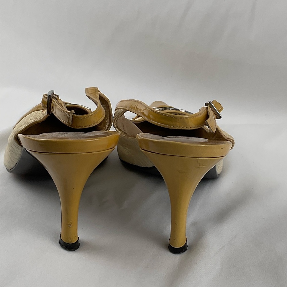 Stuart Weitzman‎ Yellow and Cream Slingback Heels - Picture 5 of 9